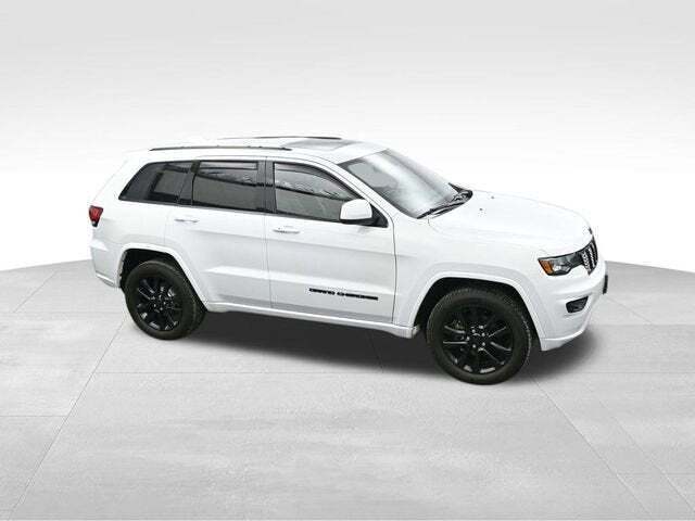 2020 Jeep Grand Cherokee Laredo