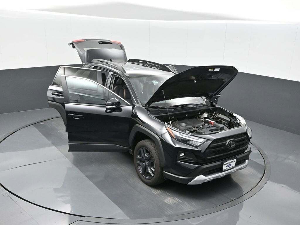 2023 Toyota RAV4 Adventure