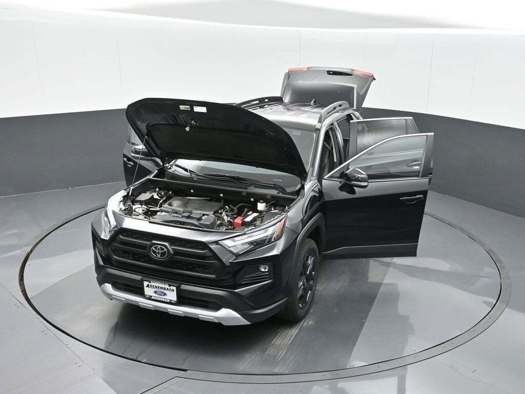 2023 Toyota RAV4 Adventure
