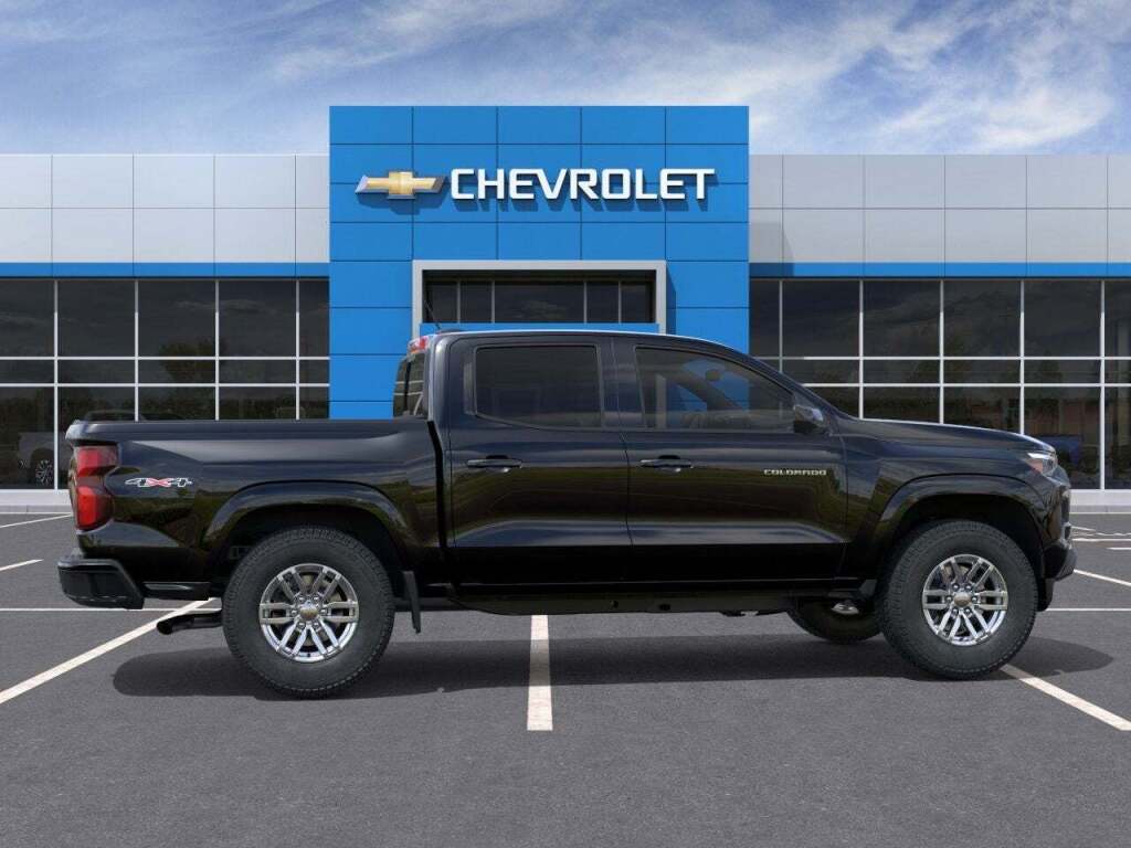 2025 Chevrolet Colorado LT