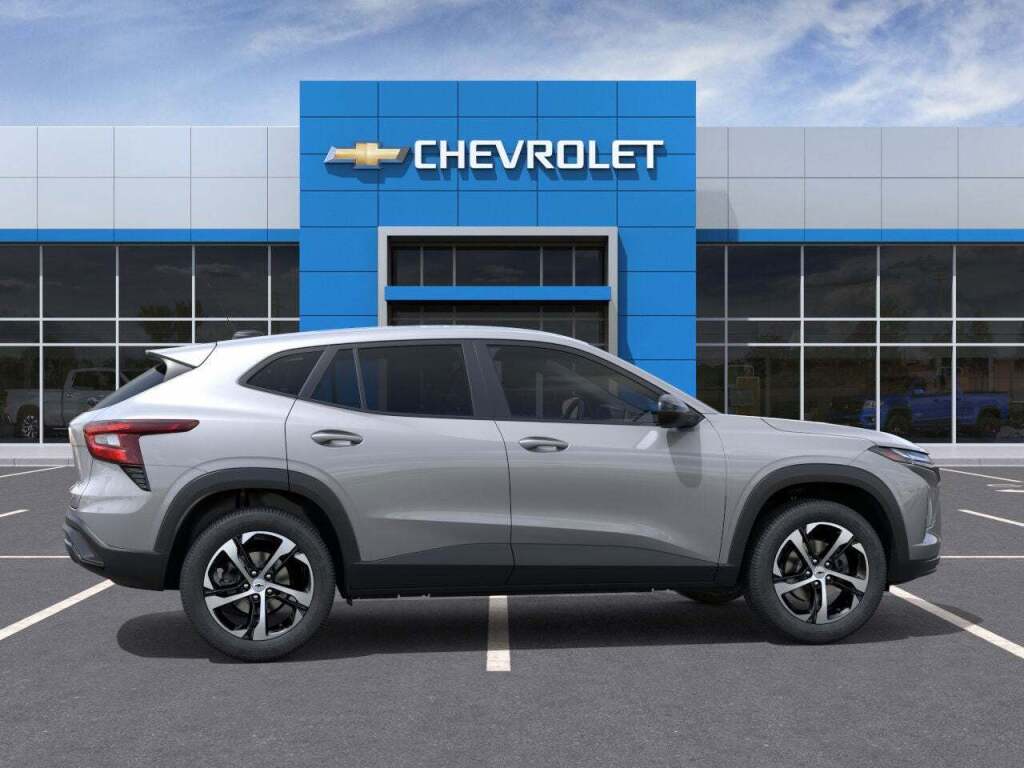 2025 Chevrolet Trax RS