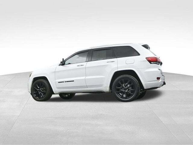 2020 Jeep Grand Cherokee Laredo