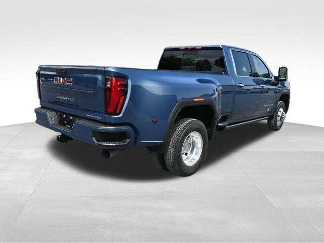 2025 GMC Sierra 3500HD Denali