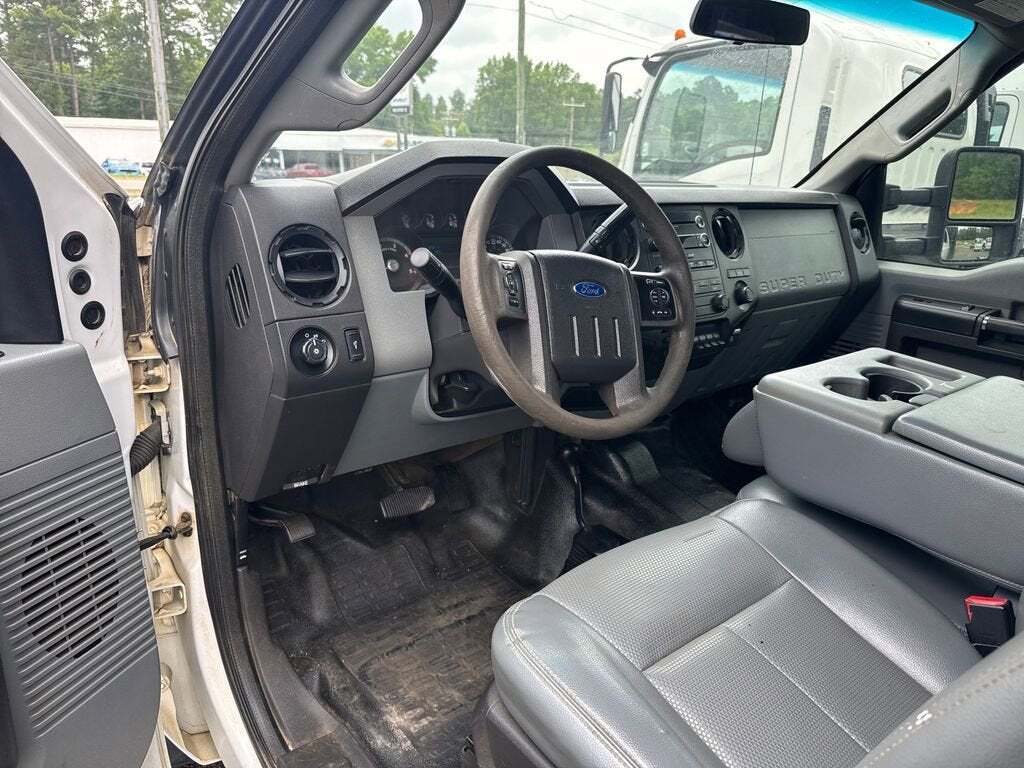 2014 Ford F-550 Super Duty 