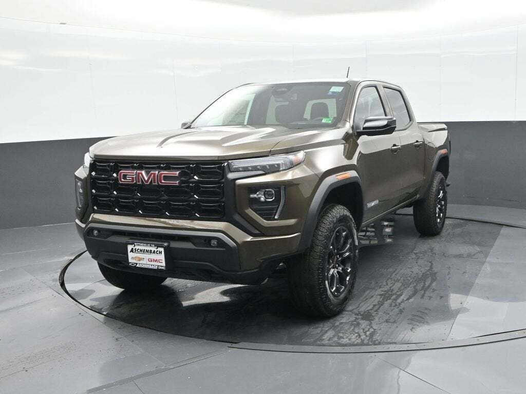 2025 GMC Canyon Elevation
