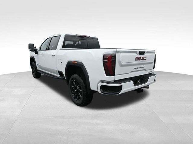 2025 GMC Sierra 2500HD AT4