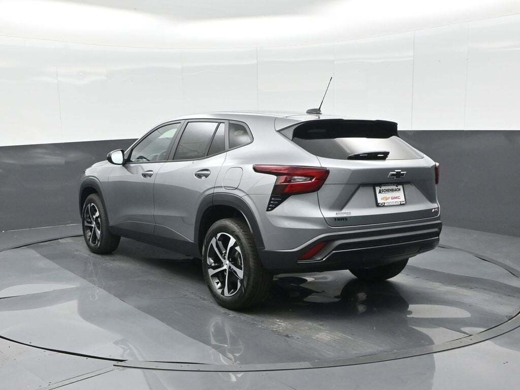 2025 Chevrolet Trax RS
