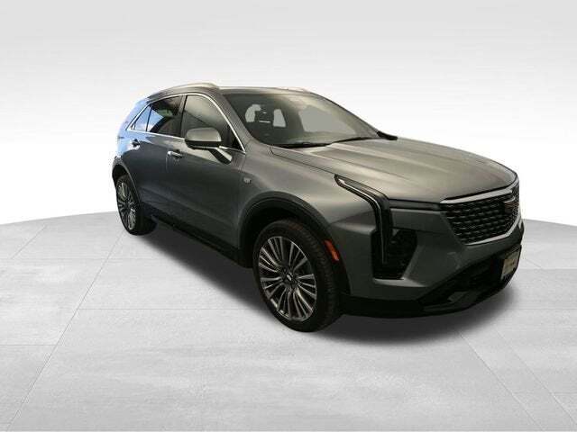 2025 Cadillac XT4 Premium Luxury