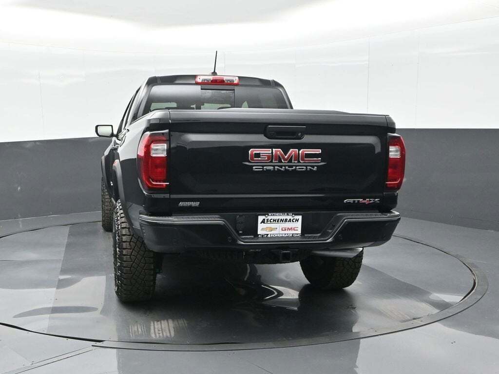 2025 GMC Canyon AT4