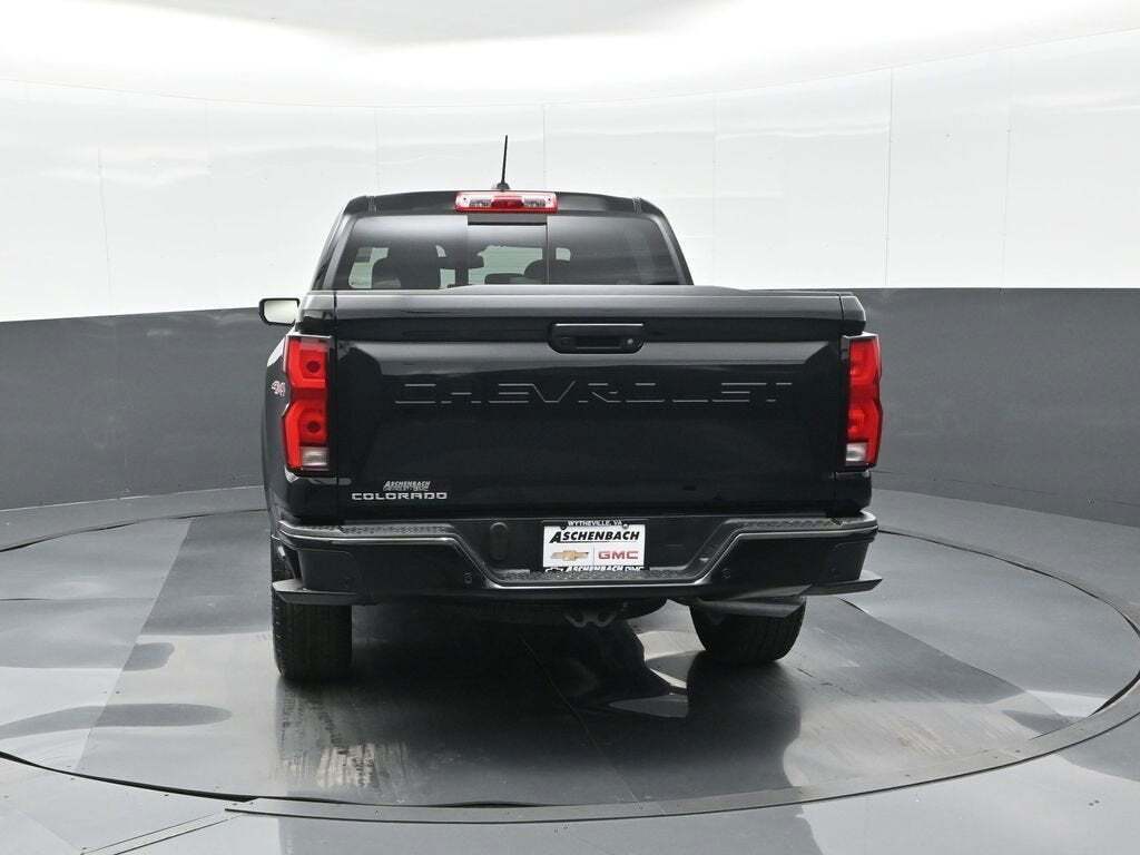 2025 Chevrolet Colorado LT