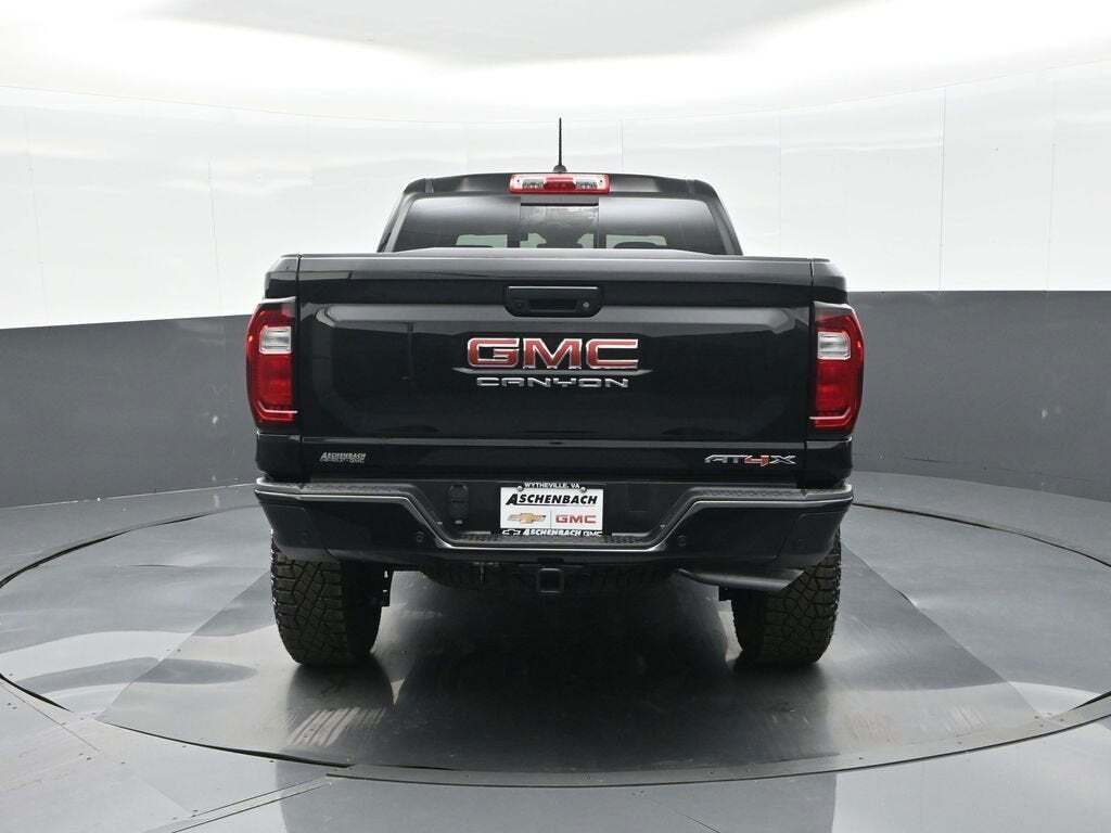 2025 GMC Canyon AT4