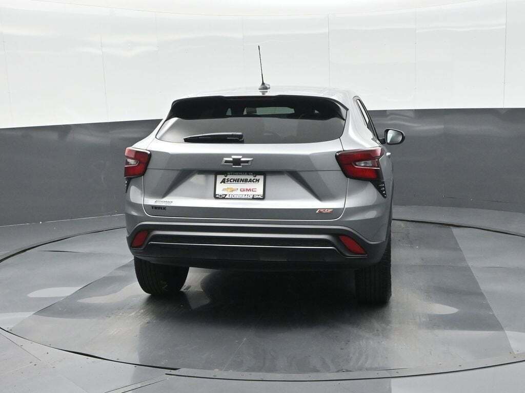 2025 Chevrolet Trax RS