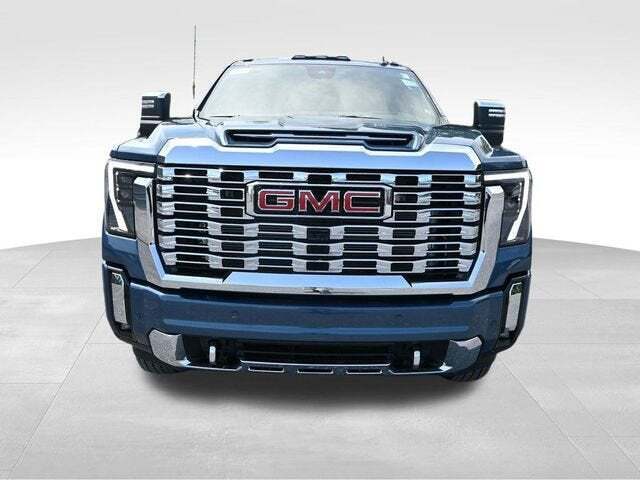 2025 GMC Sierra 3500HD Denali