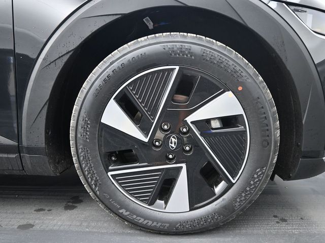 2025 Hyundai IONIQ 5 SE