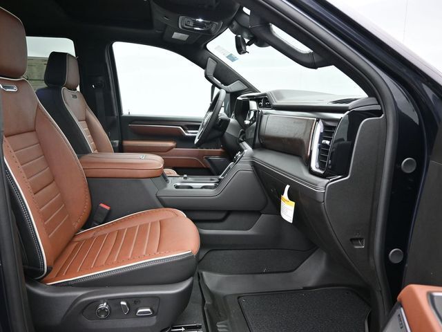 2025 GMC Sierra 3500HD Denali Ultimate