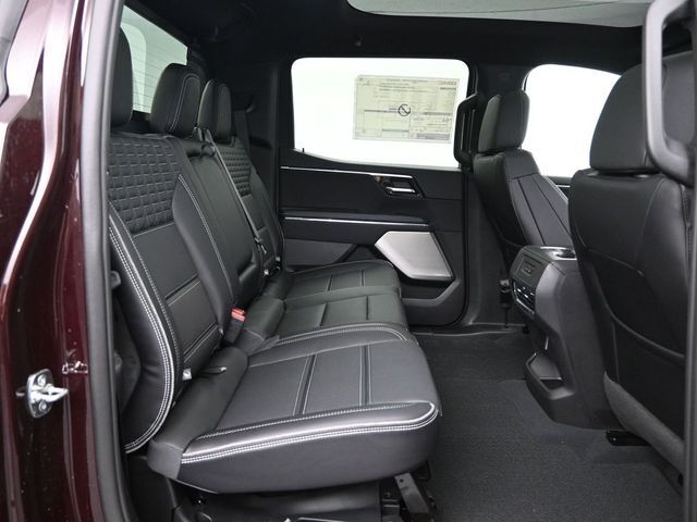 2025 GMC Sierra EV Denali