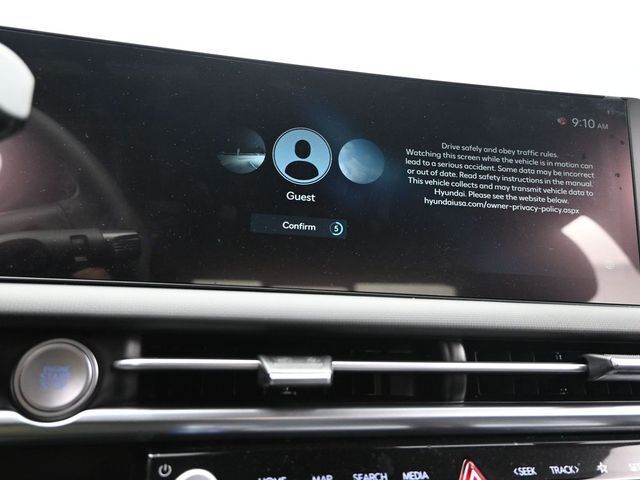 2025 Hyundai SANTA CRUZ SEL Activity