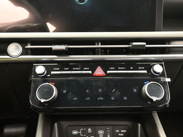 2025 Hyundai SANTA CRUZ SEL Activity