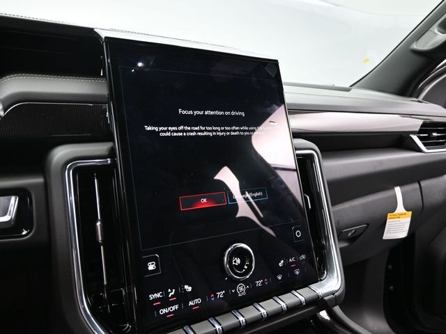 2025 GMC Yukon Elevation