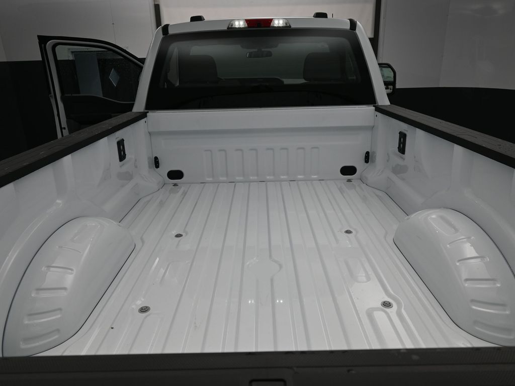 2025 Ford F-350 Super Duty XL