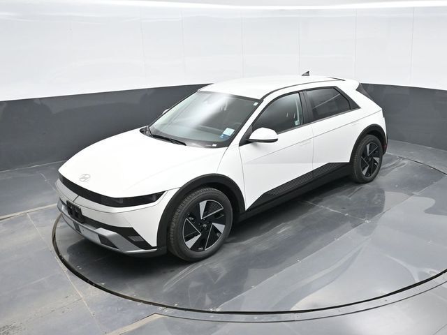 2025 Hyundai IONIQ 5 SE Standard Range