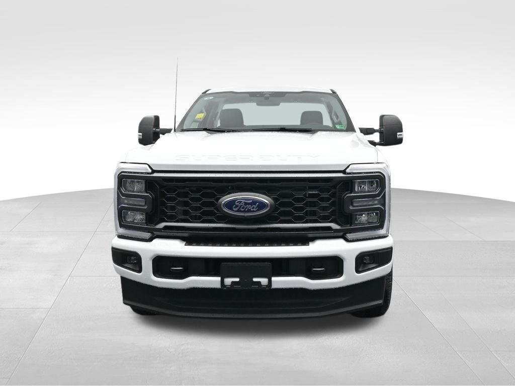 2025 Ford F-350 Super Duty XL