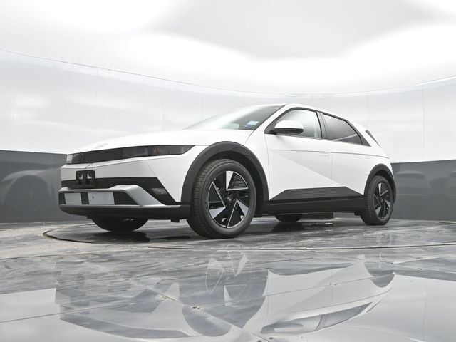 2025 Hyundai IONIQ 5 SE Standard Range