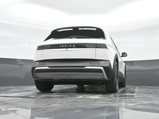 2025 Hyundai IONIQ 5 SE Standard Range