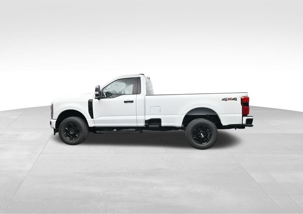 2025 Ford F-350 Super Duty XL