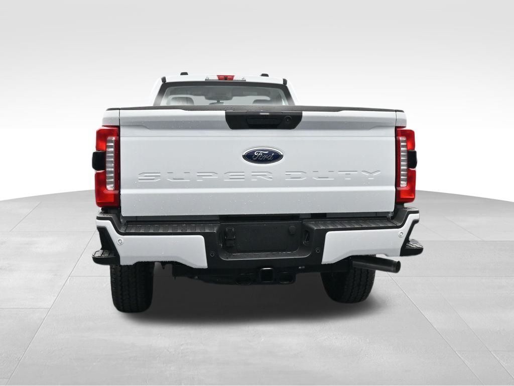2025 Ford F-350 Super Duty XL