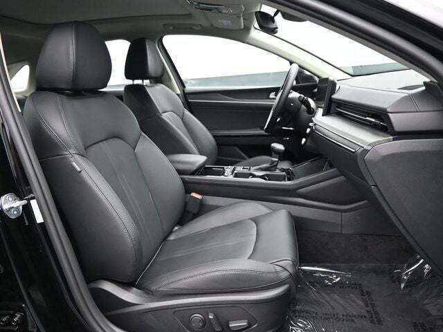 2025 Kia K5 EX