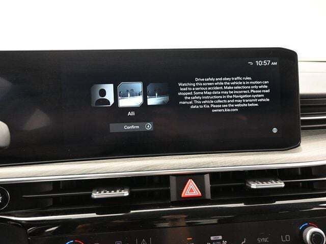 2025 Kia K5 EX