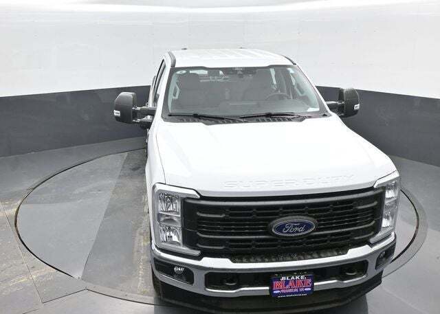2025 Ford F-350 Super Duty XL