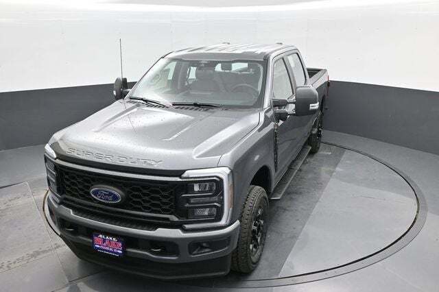 2025 Ford F-350 Super Duty XL
