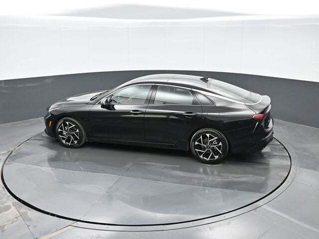 2025 Kia K5 EX