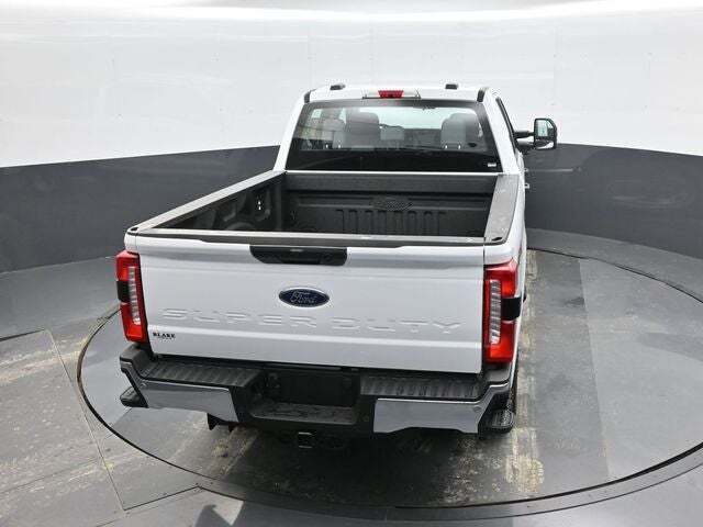 2025 Ford F-350 Super Duty XL