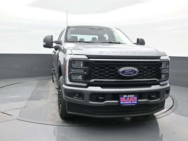 2025 Ford F-350 Super Duty XL