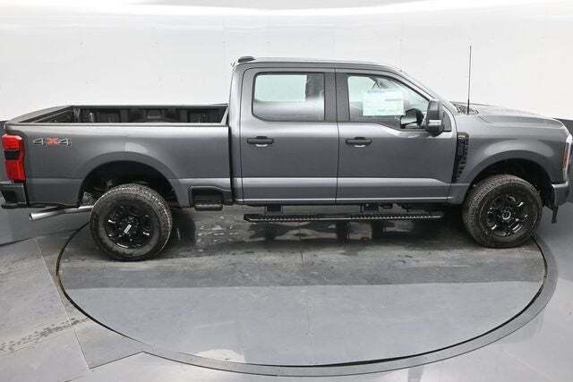 2025 Ford F-350 Super Duty XL