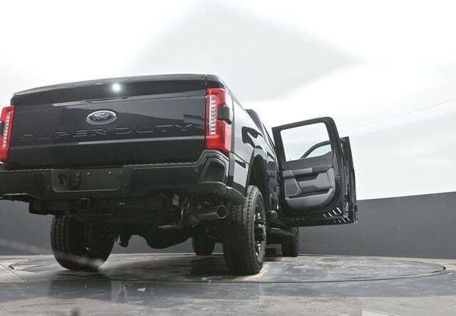 2025 Ford F-250 Super Duty XL