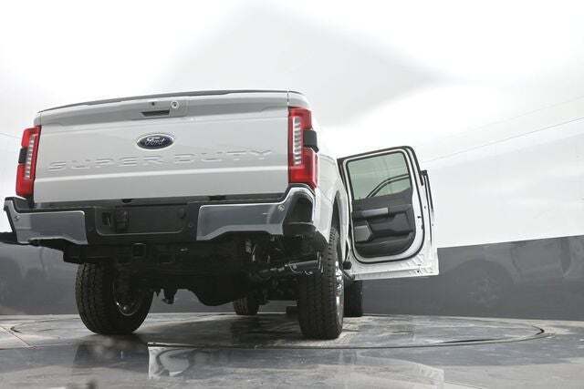 2025 Ford F-250 Super Duty Lariat