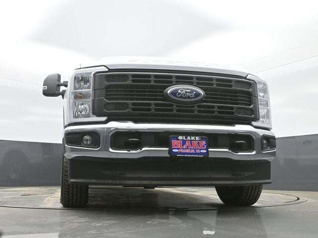 2025 Ford F-350 Super Duty XL