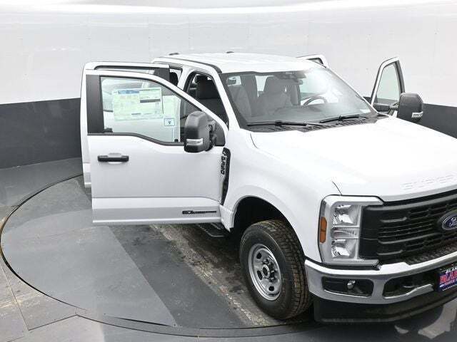 2025 Ford F-350 Super Duty XL
