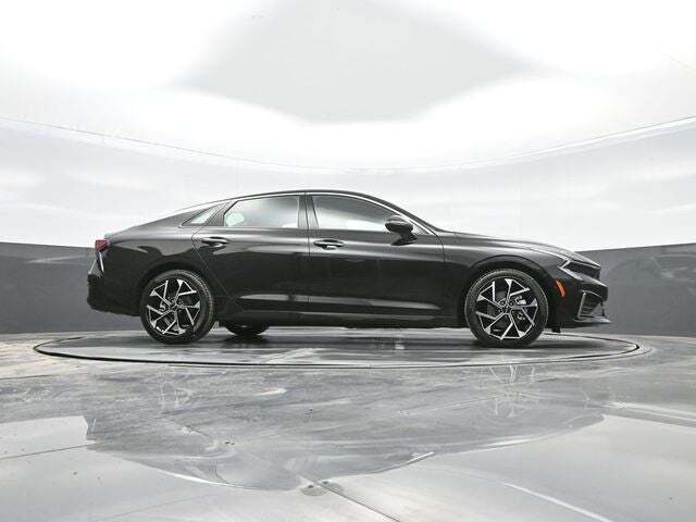 2025 Kia K5 EX