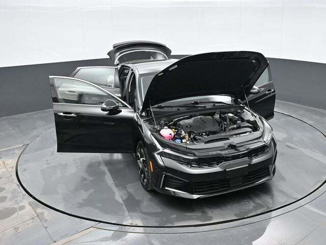 2025 Kia K5 EX