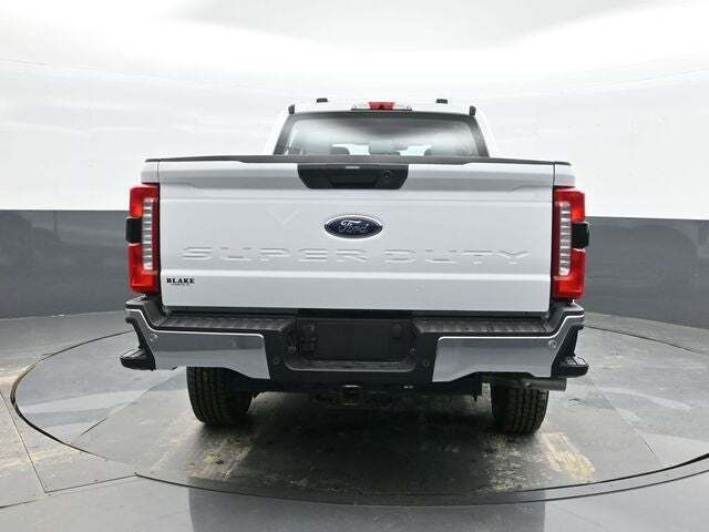 2025 Ford F-350 Super Duty XL