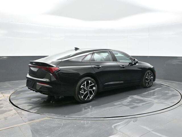 2025 Kia K5 EX