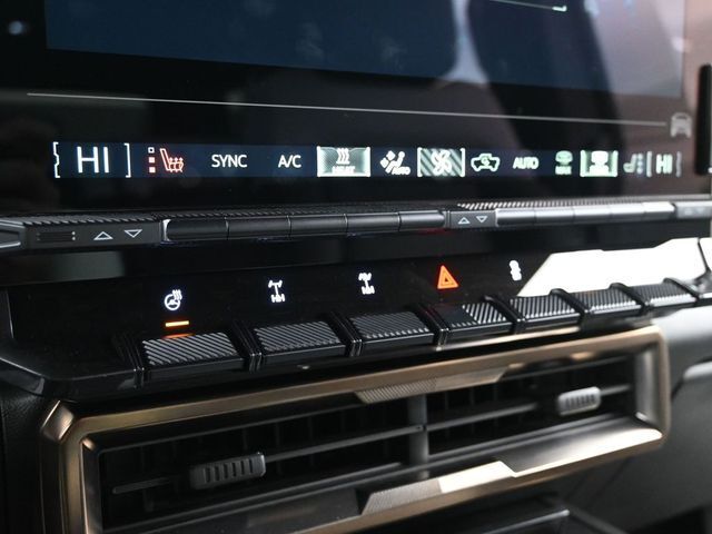 2024 GMC HUMMER EV 2X