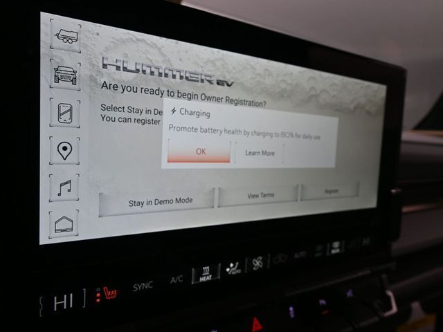 2024 GMC HUMMER EV 2X