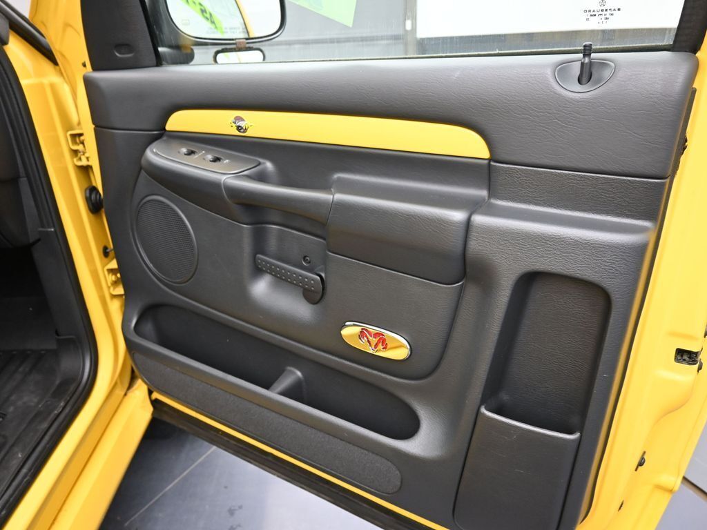 2005 Dodge Ram 1500 SLT