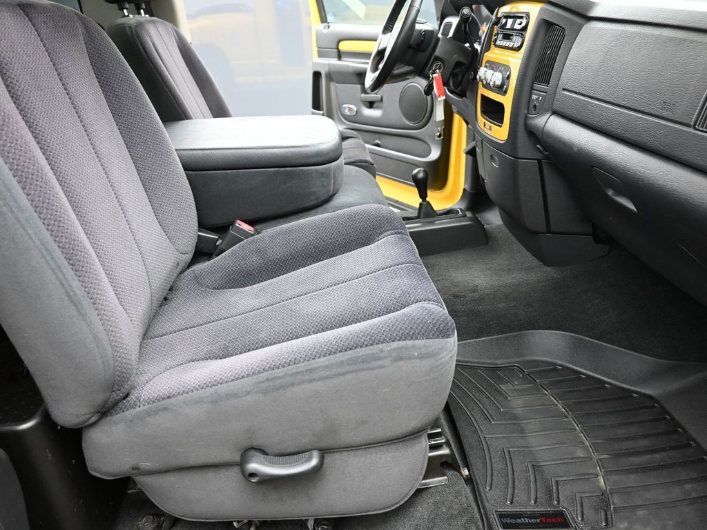 2005 Dodge Ram 1500 SLT